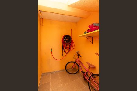 Casa à venda com 215m², 4 quartos e 2 vagasDepósito