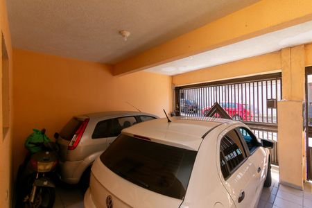 Casa à venda com 215m², 4 quartos e 2 vagasGaragem