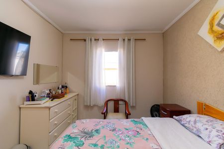 Casa à venda com 215m², 4 quartos e 2 vagasQuarto 4