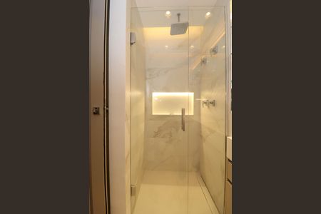 Studio para alugar com 30m², 1 quarto e 1 vaga Studio para alugar com 30m², 1 quarto e 1 vagaBanheiro