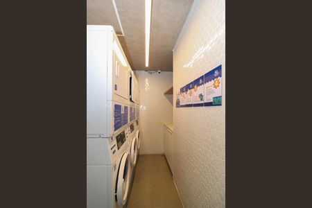 Studio para alugar com 30m², 1 quarto e 1 vaga Studio para alugar com 30m², 1 quarto e 1 vagaLavanderia