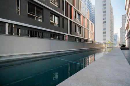 Studio para alugar com 30m², 1 quarto e 1 vaga Studio para alugar com 30m², 1 quarto e 1 vagaPiscina