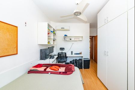 Apartamento à venda com 110m², 3 quartos e 1 vaga Apartamento à venda com 110m², 3 quartos e 1 vagaQuarto 2