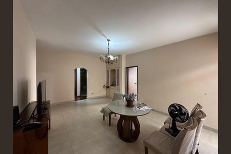 Casa para alugar com 4 quartos, 360m² em Alto Caiçaras, Belo Horizonte