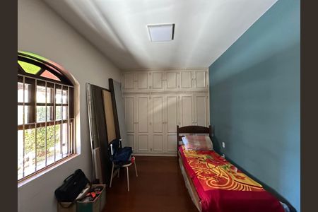 Casa para alugar com 360m², 4 quartos e 5 vagas
