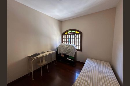 Casa para alugar com 360m², 4 quartos e 5 vagas