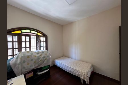 Casa para alugar com 360m², 4 quartos e 5 vagas