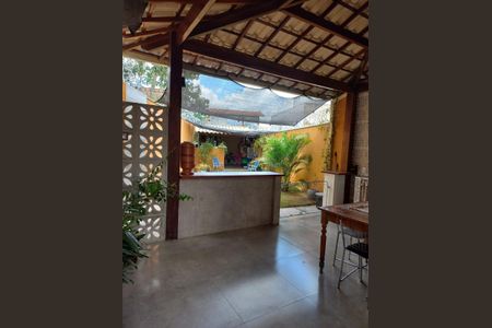 Casa à venda com 115m², 3 quartos e 2 vagas Casa à venda com 115m², 3 quartos e 2 vagasJardim