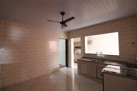 Casa à venda com 119m², 2 quartos e 2 vagasCozinha