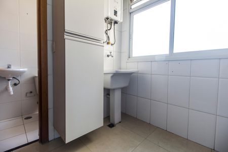 Apartamento à venda com 113m², 2 quartos e 2 vagas Apartamento à venda com 113m², 2 quartos e 2 vagasÁrea de Serviço