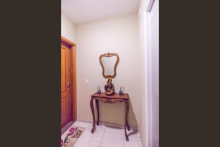 Apartamento à venda com 113m², 2 quartos e 2 vagas Apartamento à venda com 113m², 2 quartos e 2 vagasHall de entrada