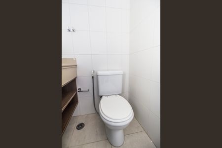 Apartamento à venda com 113m², 2 quartos e 2 vagas Apartamento à venda com 113m², 2 quartos e 2 vagasBanheiro da Suíte
