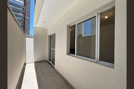 Studio para alugar com 33m², 1 quarto e sem vagaVaranda