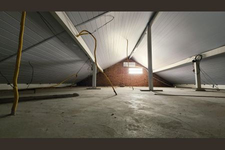 Casa à venda com 600m², 3 quartos e 7 vagasSótão