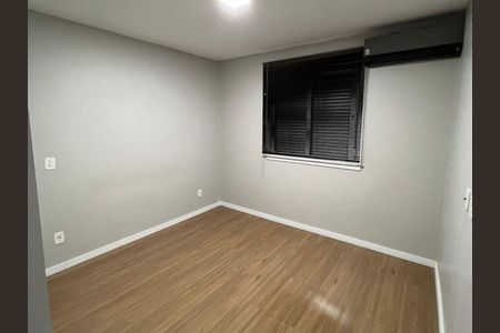 Quarto 1 de apartamento à venda com 2 quartos, 55m² em Centro, Canoas