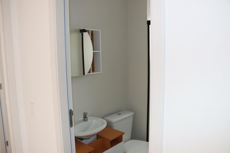 Apartamento para alugar com 82m², 2 quartos e 2 vagasBanheiro