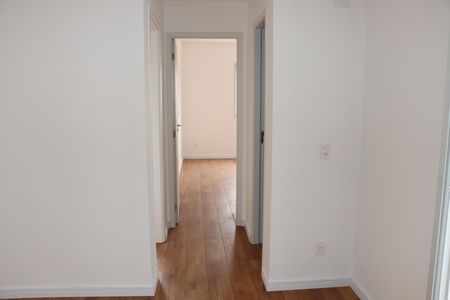 Corredor de apartamento para alugar com 2 quartos, 82m² em Parque Esplanada, Embu das Artes