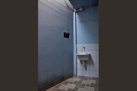 Casa para alugar com 27m², 1 quarto e sem vagaQuintal e Área de Serviço