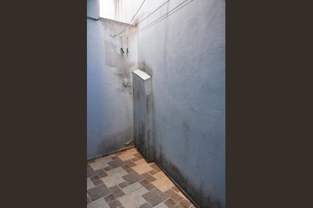 Casa para alugar com 27m², 1 quarto e sem vagaQuintal e Área de Serviço