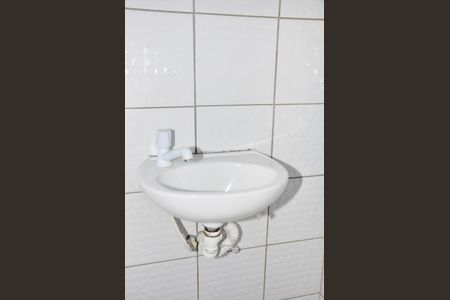 Casa para alugar com 27m², 1 quarto e sem vagaBanheiro