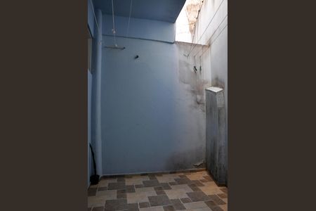 Casa para alugar com 27m², 1 quarto e sem vagaQuintal e Área de Serviço