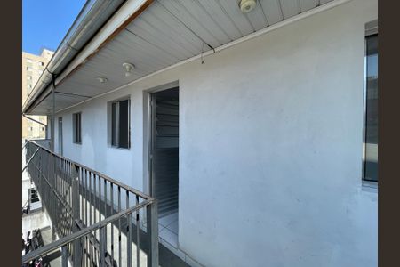 Casa para alugar com 30m², 2 quartos e sem vaga Casa para alugar com 30m², 2 quartos e sem vagaEntrada