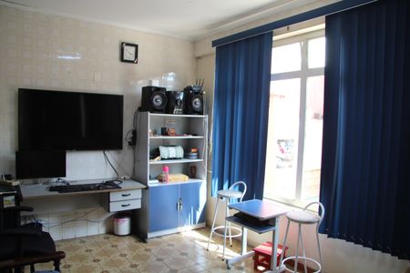 Casa à venda com 585m², 5 quartos e 6 vagasEdícula Quarto 2