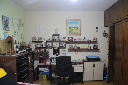 Casa à venda com 585m², 5 quartos e 6 vagasSuíte 2