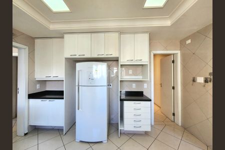 Apartamento à venda com 313m², 6 quartos e 6 vagasCozinha