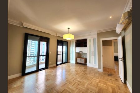 Apartamento à venda com 313m², 6 quartos e 6 vagasSuíte 4