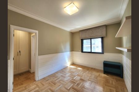 Apartamento à venda com 313m², 6 quartos e 6 vagasSuíte 3