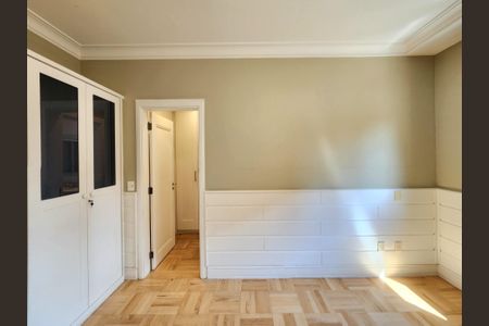 Apartamento à venda com 313m², 6 quartos e 6 vagasSuíte 3