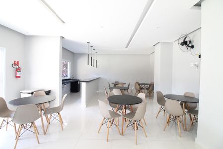 Apartamento para alugar com 53m², 2 quartos e 1 vagaÁrea comum - Salão de festas