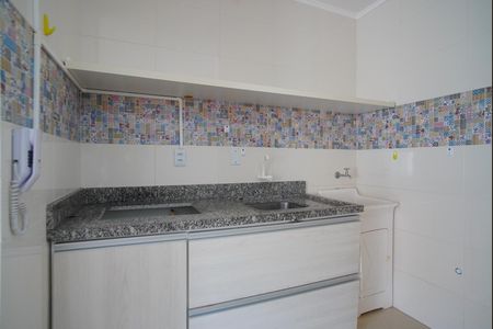 Cozinha de kitnet/studio à venda com 1 quarto, 33m² em Jardim Dona Leopoldina, Porto Alegre