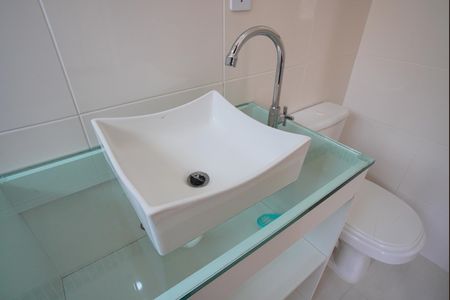 Banheiro Social de kitnet/studio à venda com 1 quarto, 33m² em Jardim Dona Leopoldina, Porto Alegre