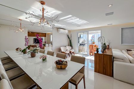 Apartamento à venda com 91m², 2 quartos e 2 vagas Apartamento à venda com 91m², 2 quartos e 2 vagasSala