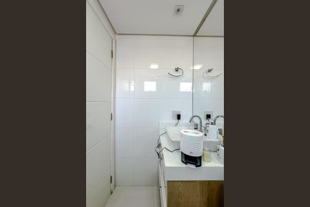 Apartamento à venda com 91m², 2 quartos e 2 vagas Apartamento à venda com 91m², 2 quartos e 2 vagasBanheiro da Suíte 2