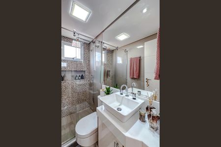 Apartamento à venda com 91m², 2 quartos e 2 vagas Apartamento à venda com 91m², 2 quartos e 2 vagasBanheiro da Suíte 1