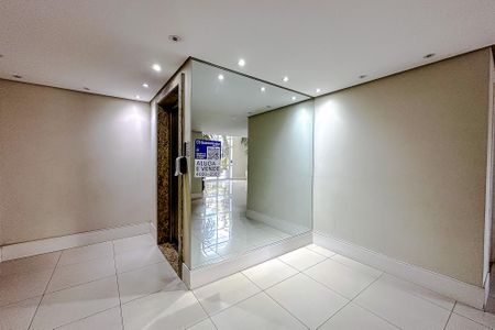 Apartamento à venda com 91m², 2 quartos e 2 vagas Apartamento à venda com 91m², 2 quartos e 2 vagasPlaquinha