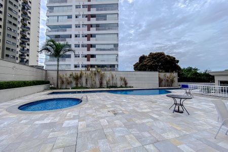 Apartamento à venda com 91m², 2 quartos e 2 vagasÁrea comum - Piscina