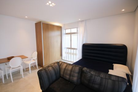 Apartamento para alugar com 46m², 1 quarto e sem vagaStudio