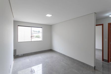 Sala de apartamento para alugar com 3 quartos, 135m² em Planalto, Belo Horizonte