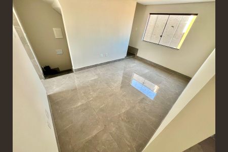 Sala de apartamento para alugar com 3 quartos, 135m² em Planalto, Belo Horizonte