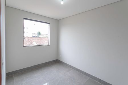 Quarto 1 de apartamento para alugar com 3 quartos, 135m² em Planalto, Belo Horizonte
