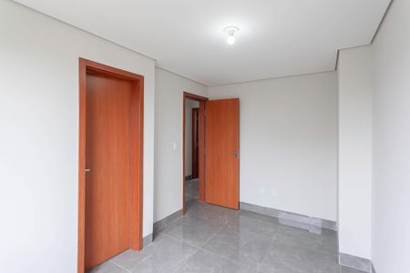 Apartamento à venda com 135m², 3 quartos e 2 vagas Apartamento à venda com 135m², 3 quartos e 2 vagasSuíte