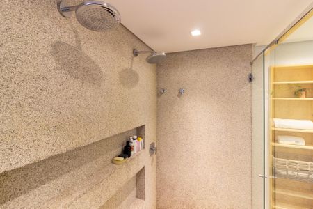 Apartamento à venda com 257m², 3 quartos e 2 vagasBanheiro da Suíte 3