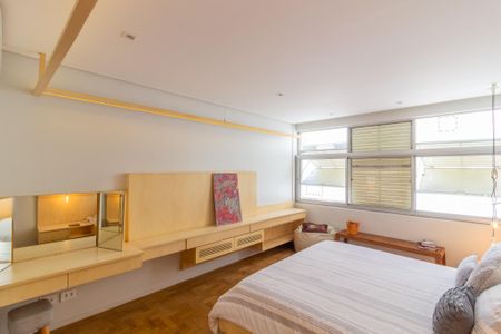 Apartamento à venda com 257m², 3 quartos e 2 vagasSuíte 3