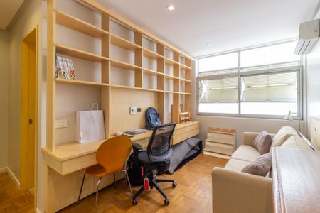 Apartamento à venda com 257m², 3 quartos e 2 vagasSuíte 1