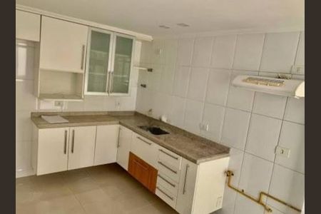 Casa à venda com 3 quartos, 122m² em Vila Beatriz, São Paulo