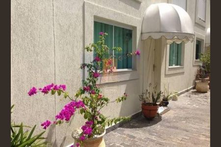 Casa à venda com 3 quartos, 122m² em Vila Beatriz, São Paulo